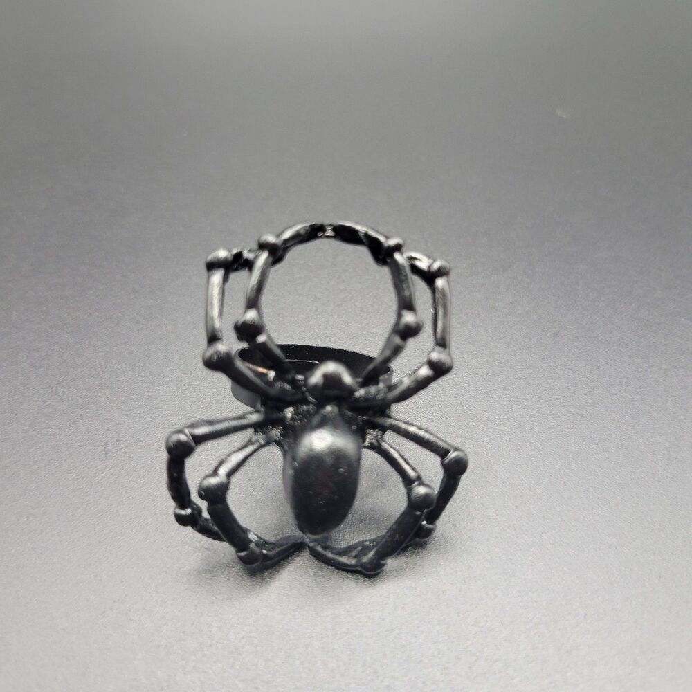 Adjustable Gothic Spider Ring Unisex Black Alloy Punk Halloween Jewelry